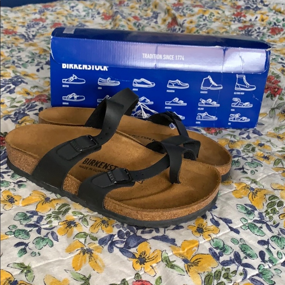 NWT Birkenstock Sandals Black Mayari